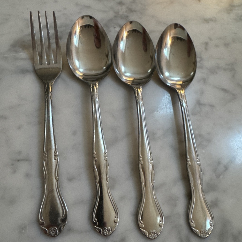 Update Claridge Stainless Steel Spoons + Fork Floral and Scroll